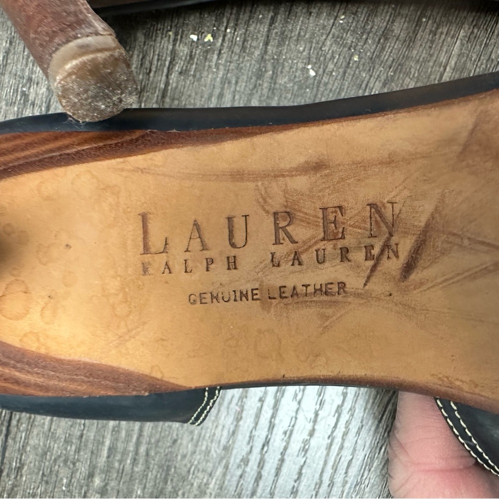Ralph Lauren Leather Navy Pointed-Toe 3.5” Pumps with Lime Insole & Accents - Picture 8 of 9
